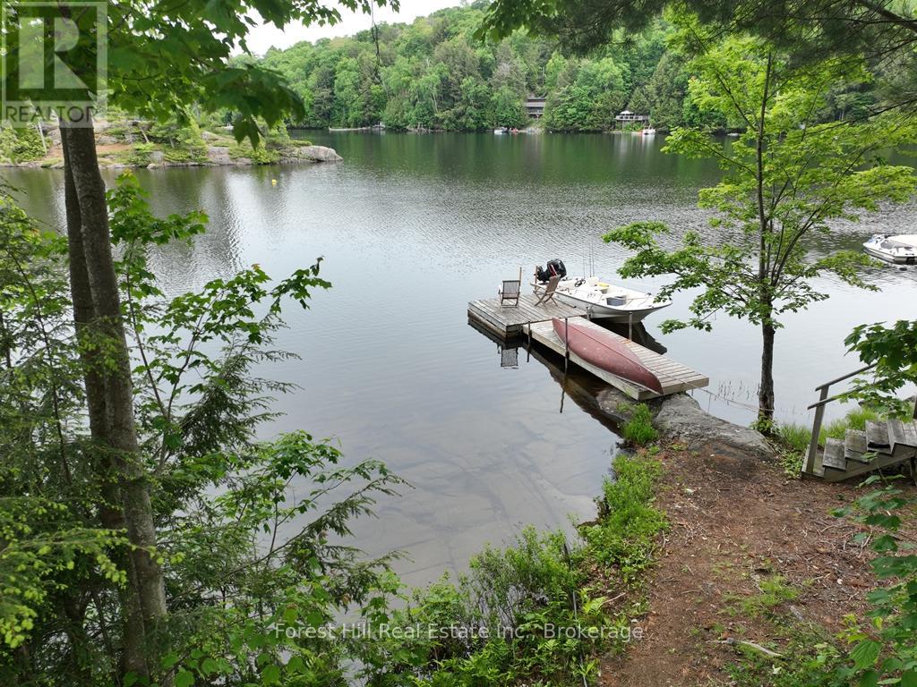 1293 Causeway Drive, Algonquin Highlands, Ontario  P0A 1E0 - Photo 19 - X12383469