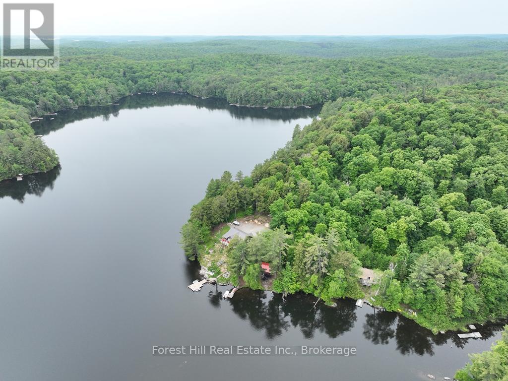1293 Causeway Drive, Algonquin Highlands, Ontario  P0A 1E0 - Photo 9 - X12383469