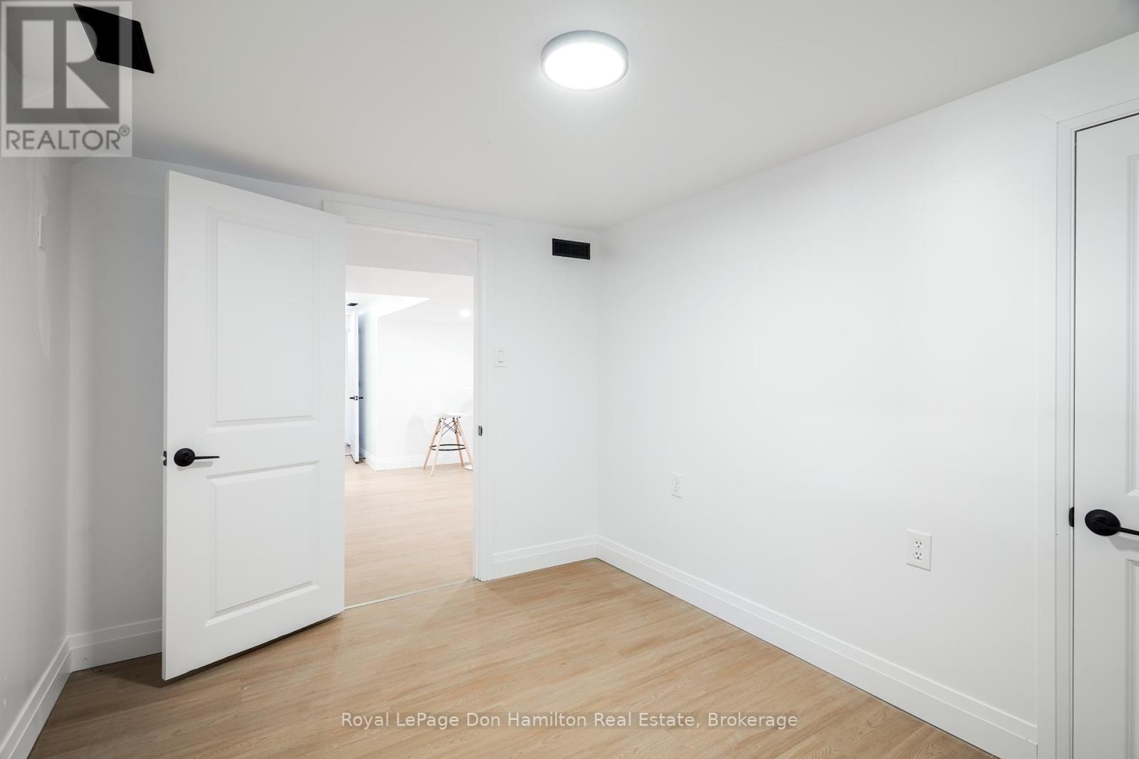 1640 Mardell Street, London East, Ontario  N5V 1X4 - Photo 37 - X12383474