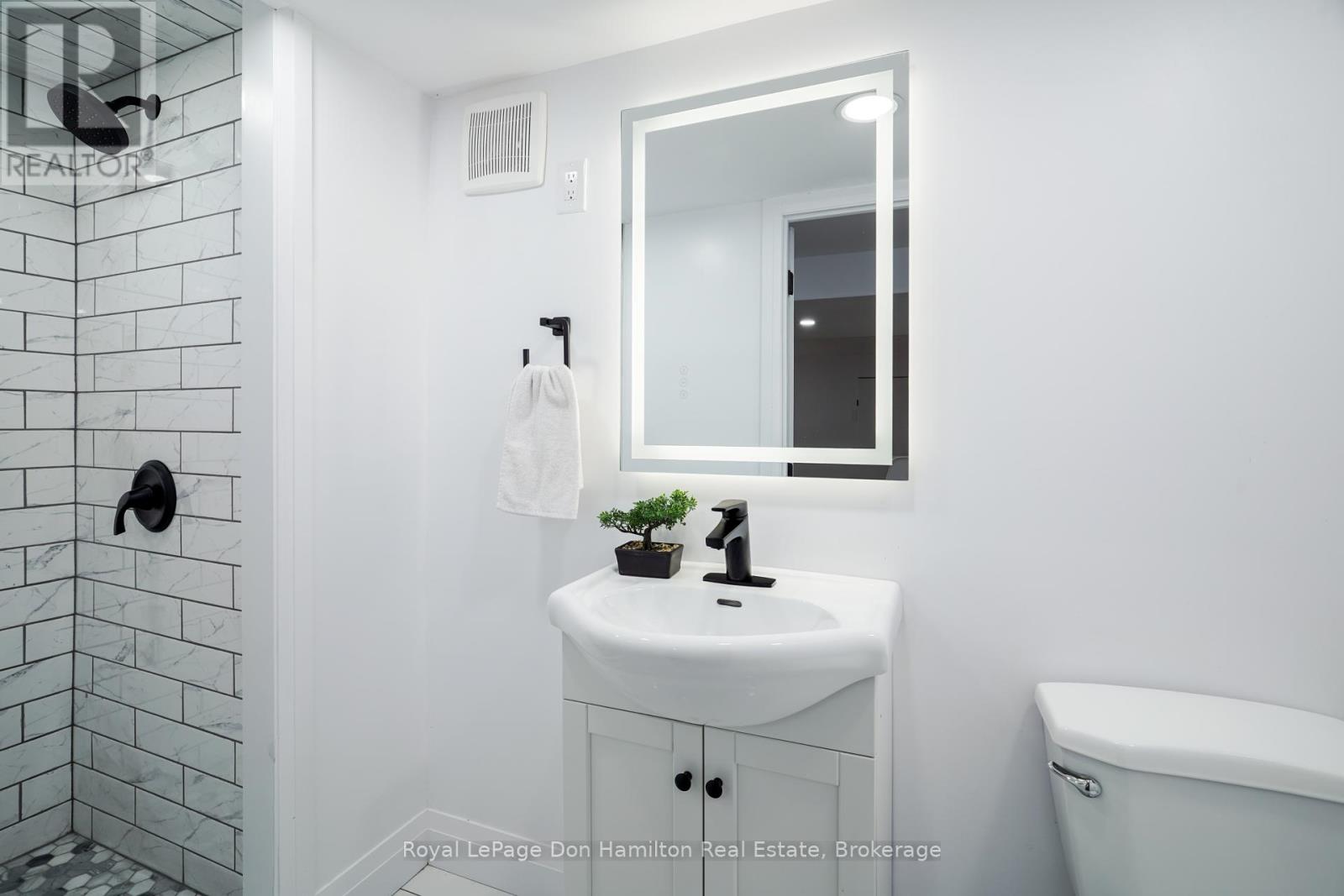 1640 Mardell Street, London East, Ontario  N5V 1X4 - Photo 40 - X12383474