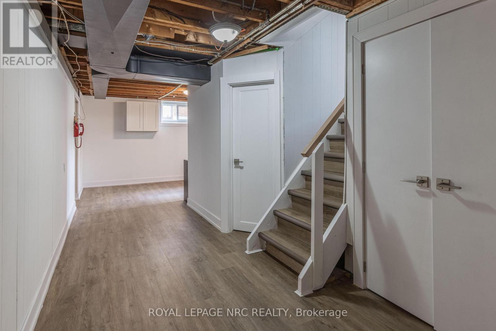 76 Second Street, Welland, Ontario  L3B 4T6 - Photo 14 - X12383113