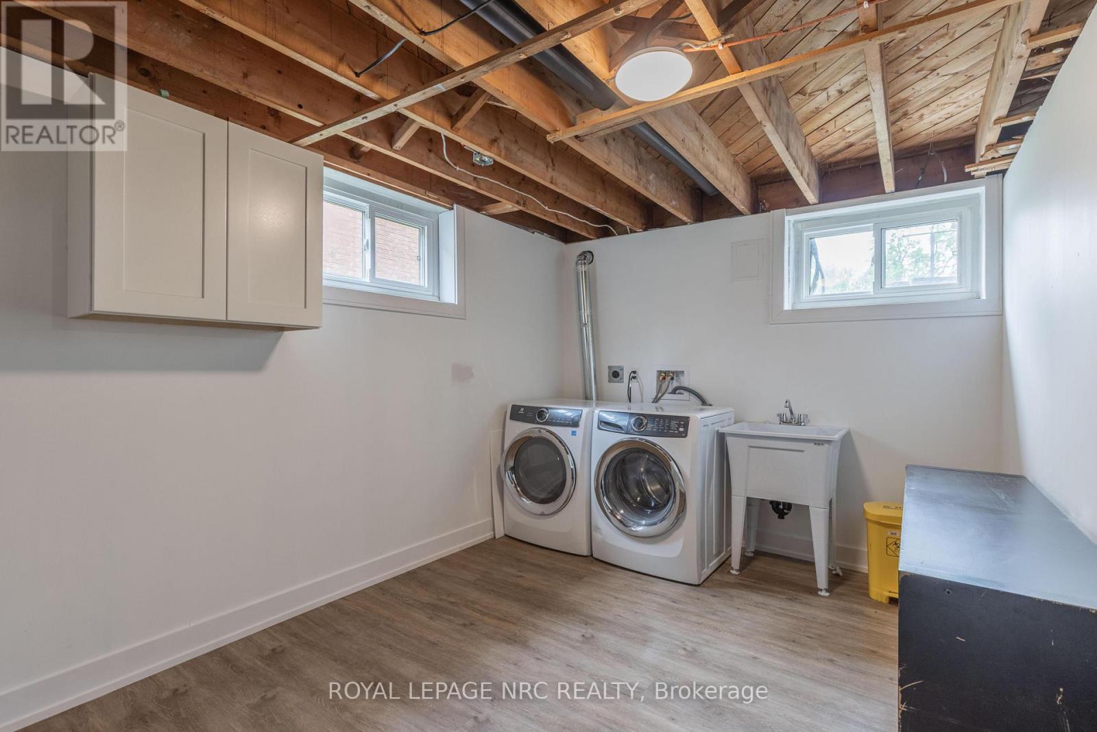 76 Second Street, Welland, Ontario  L3B 4T6 - Photo 17 - X12383113