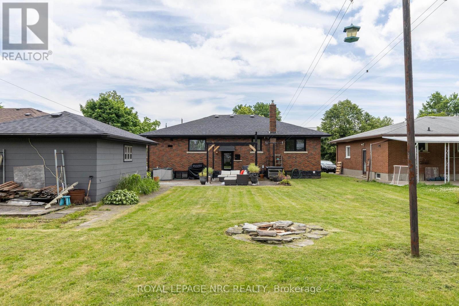 76 Second Street, Welland, Ontario  L3B 4T6 - Photo 19 - X12383113