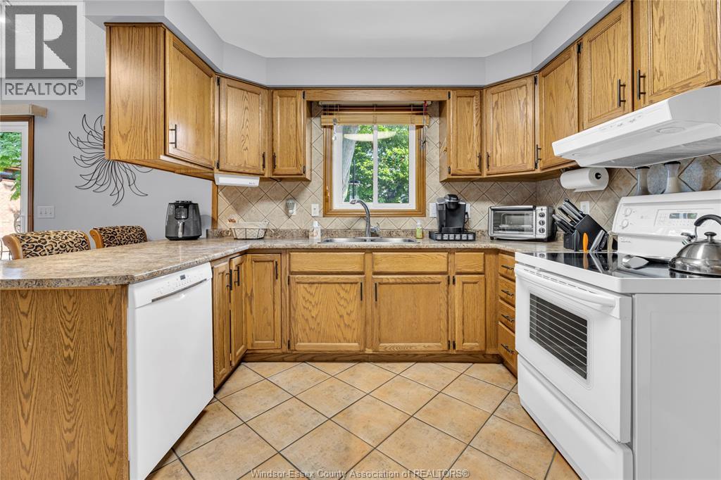 13185 Salich Court, Tecumseh, Ontario  N8N 4J6 - Photo 14 - 25022491