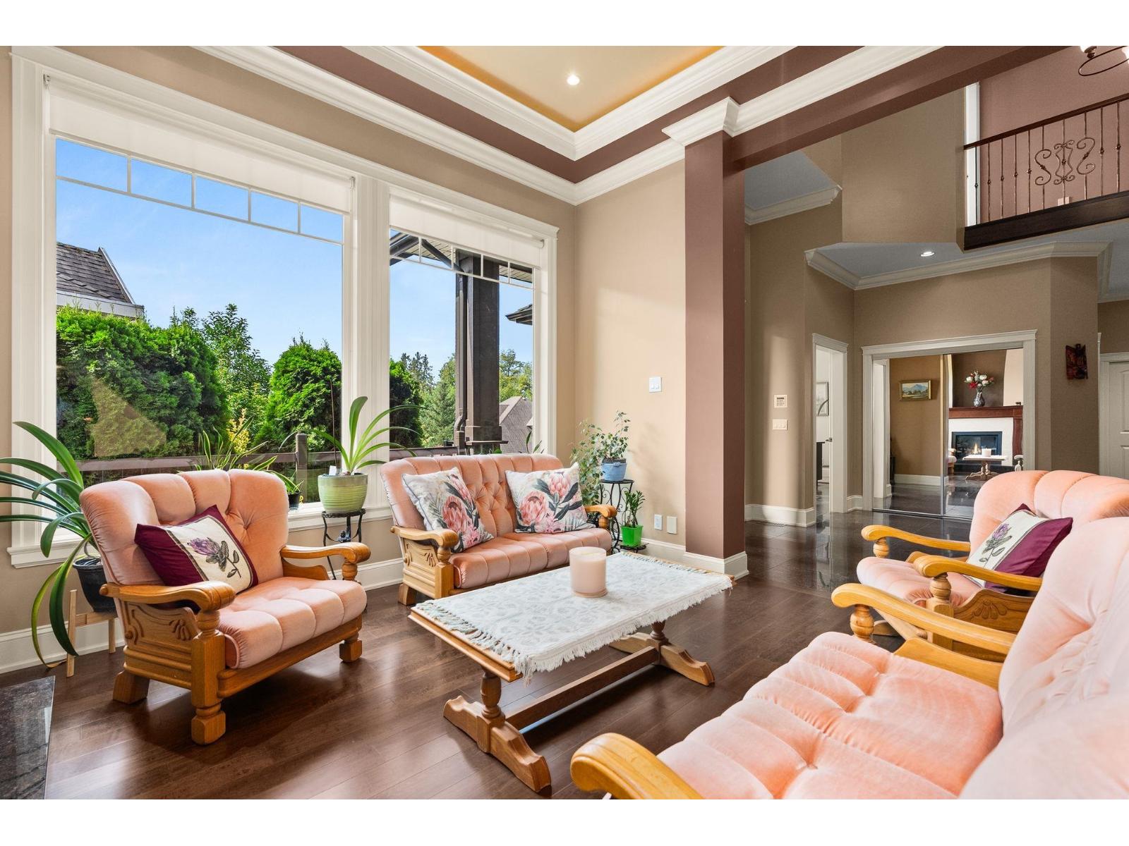 Property at 7192 177A STREET image 3