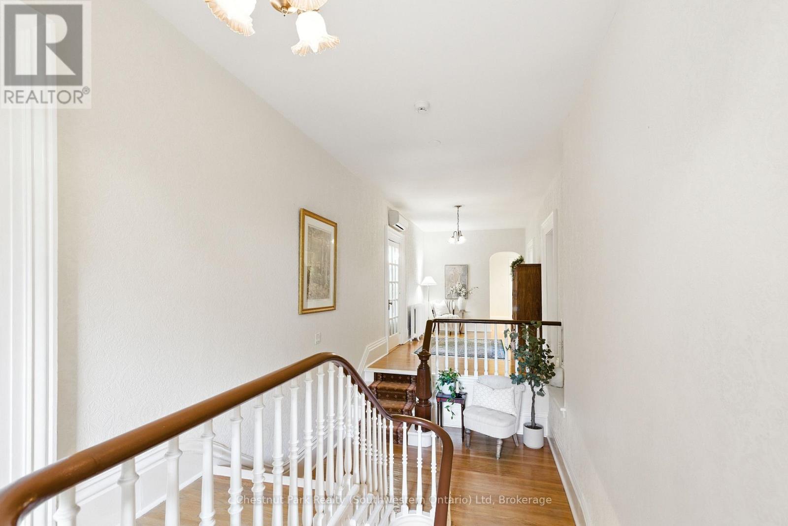 76 Queen Street, Guelph, Ontario  N1E 4R8 - Photo 45 - X12383426