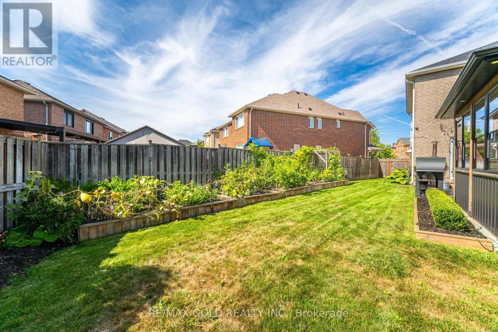 10 Cloverlawn Street, Brampton, Ontario  L7A 3X5 - Photo 46 - W12357306