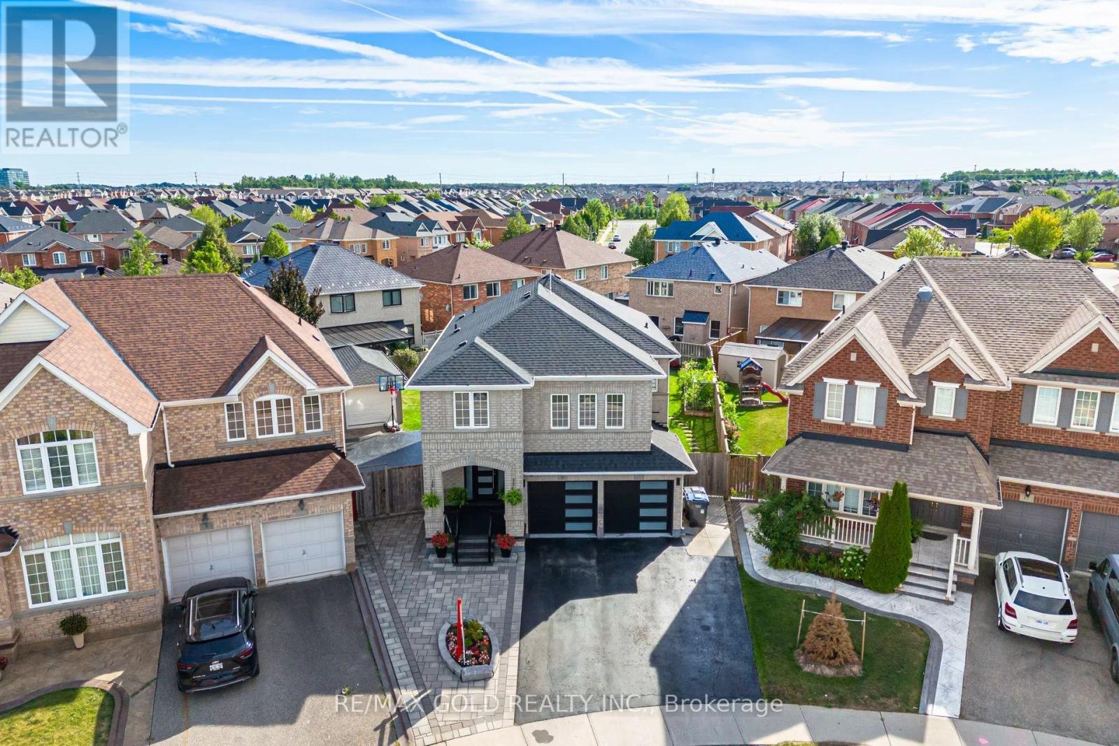 10 Cloverlawn Street, Brampton, Ontario  L7A 3X5 - Photo 49 - W12357306