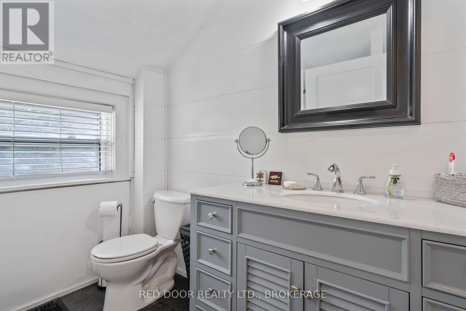 292 Hetty Street W, Central Elgin, Ontario  N5L 1C1 - Photo 31 - X12383508