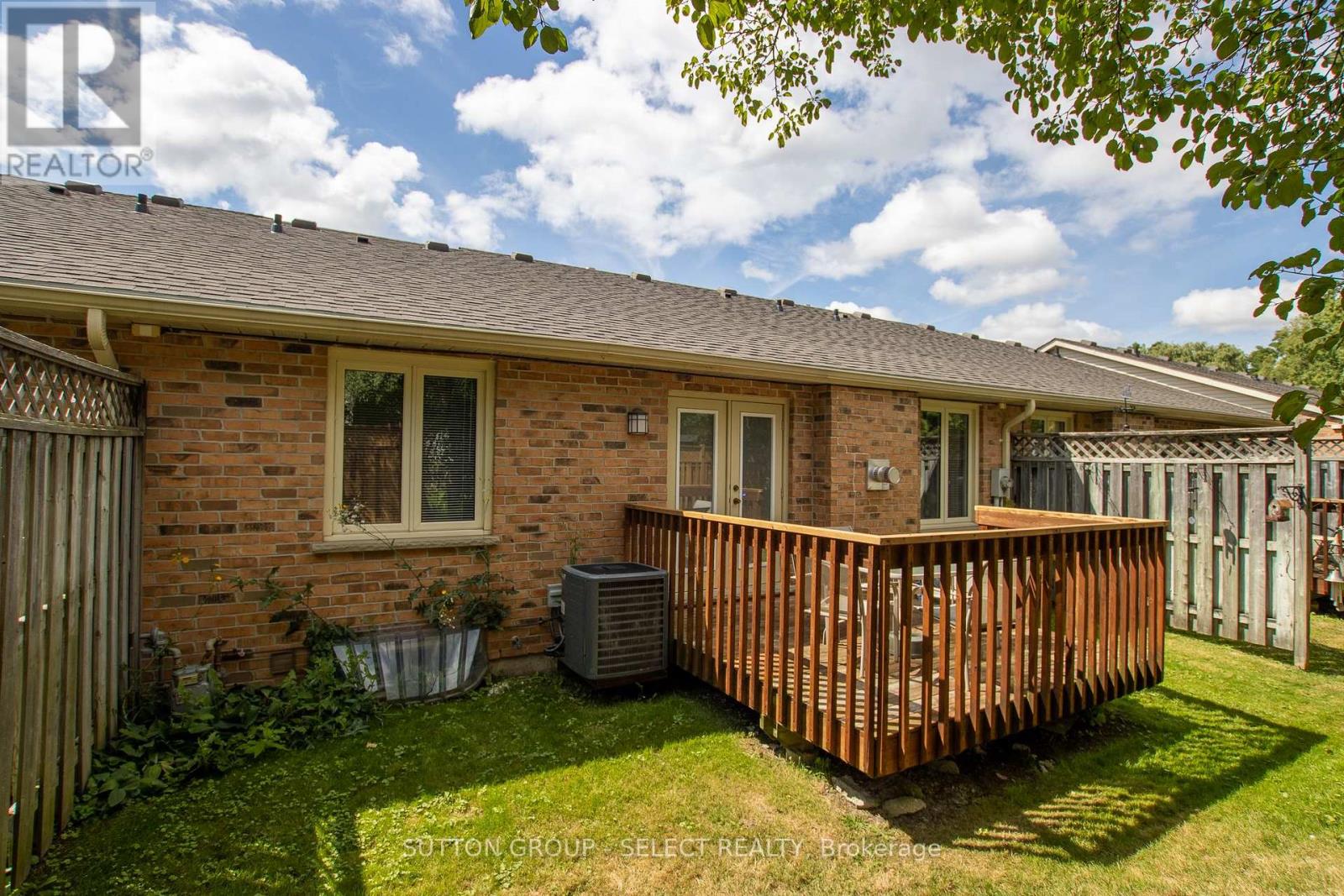 4 - 445 Riverside Drive, London North, Ontario  N6H 2R8 - Photo 33 - X12383546