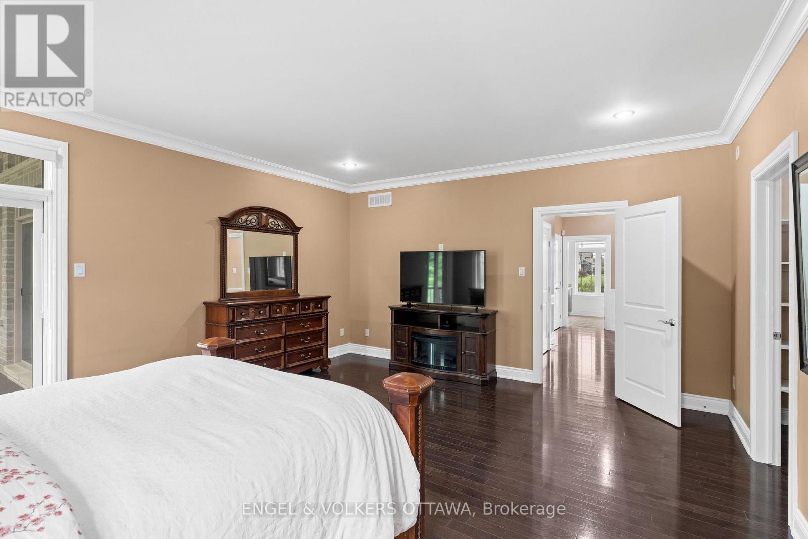7510 Village Centre Place, Ottawa, Ontario  K4P 0C8 - Photo 18 - X12383483