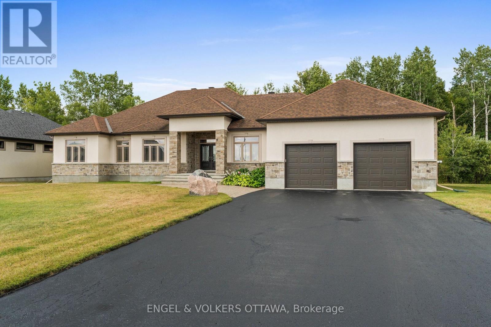 Property at 7510 VILLAGE CENTRE PLACE image 2