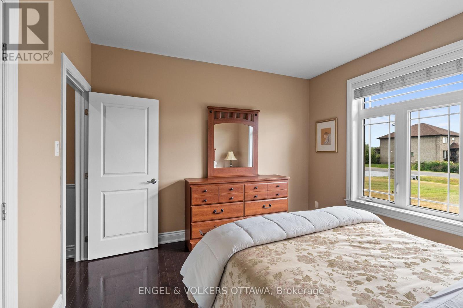 7510 Village Centre Place, Ottawa, Ontario  K4P 0C8 - Photo 25 - X12383483