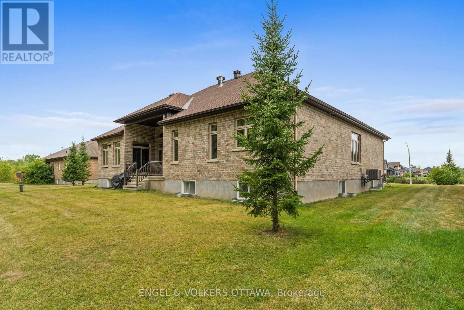7510 Village Centre Place, Ottawa, Ontario  K4P 0C8 - Photo 44 - X12383483