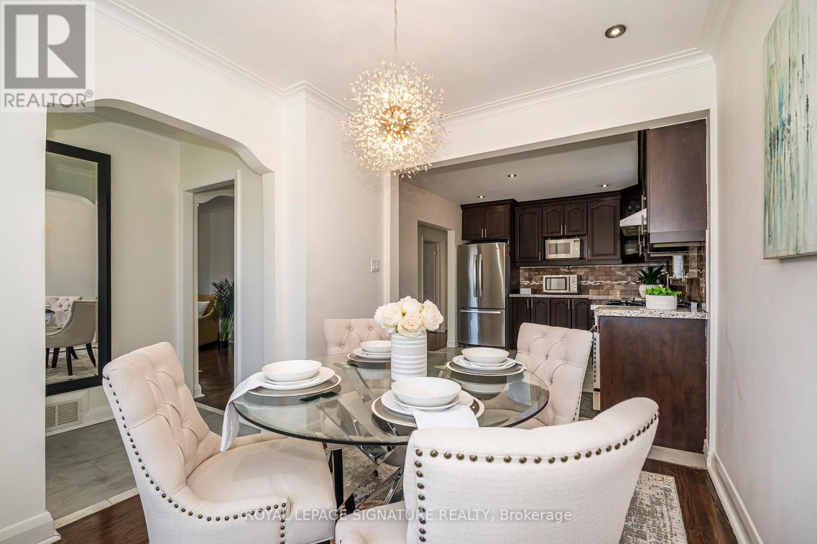 136 Regina Avenue, Toronto, Ontario  M6A 1R7 - Photo 10 - C12383270