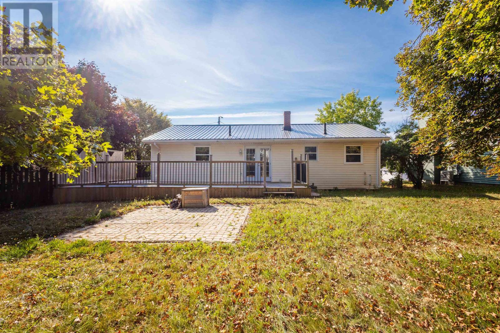 23 Kirkwood Drive, Charlottetown, Prince Edward Island  C1A 2T4 - Photo 2 - 202522399