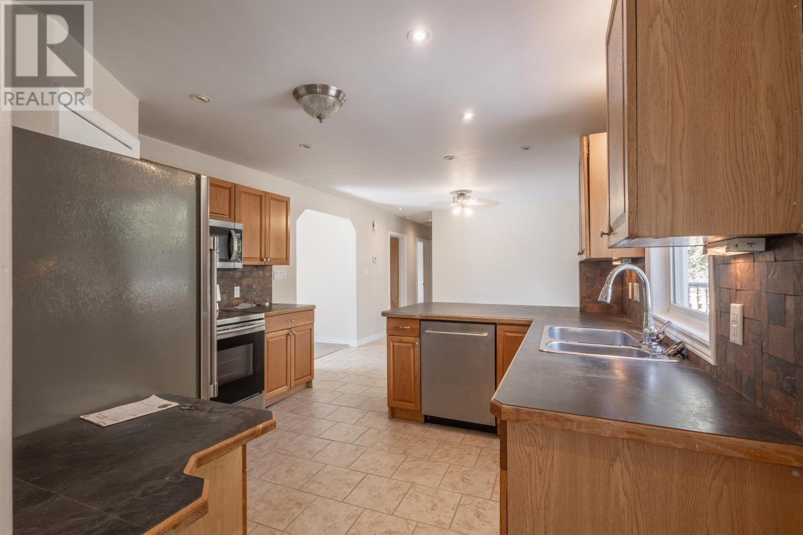 23 Kirkwood Drive, Charlottetown, Prince Edward Island  C1A 2T4 - Photo 4 - 202522399