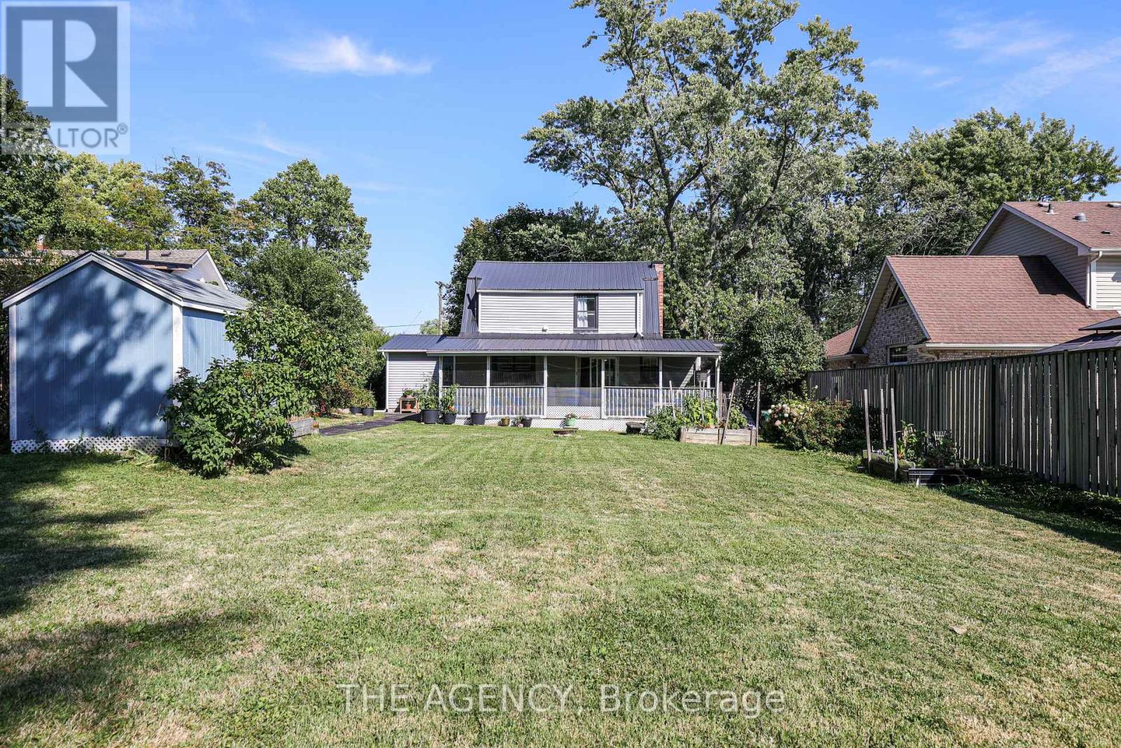 231 Prospect Point Road South Road S, Fort Erie, Ontario  L0S 1N0 - Photo 10 - X12383535