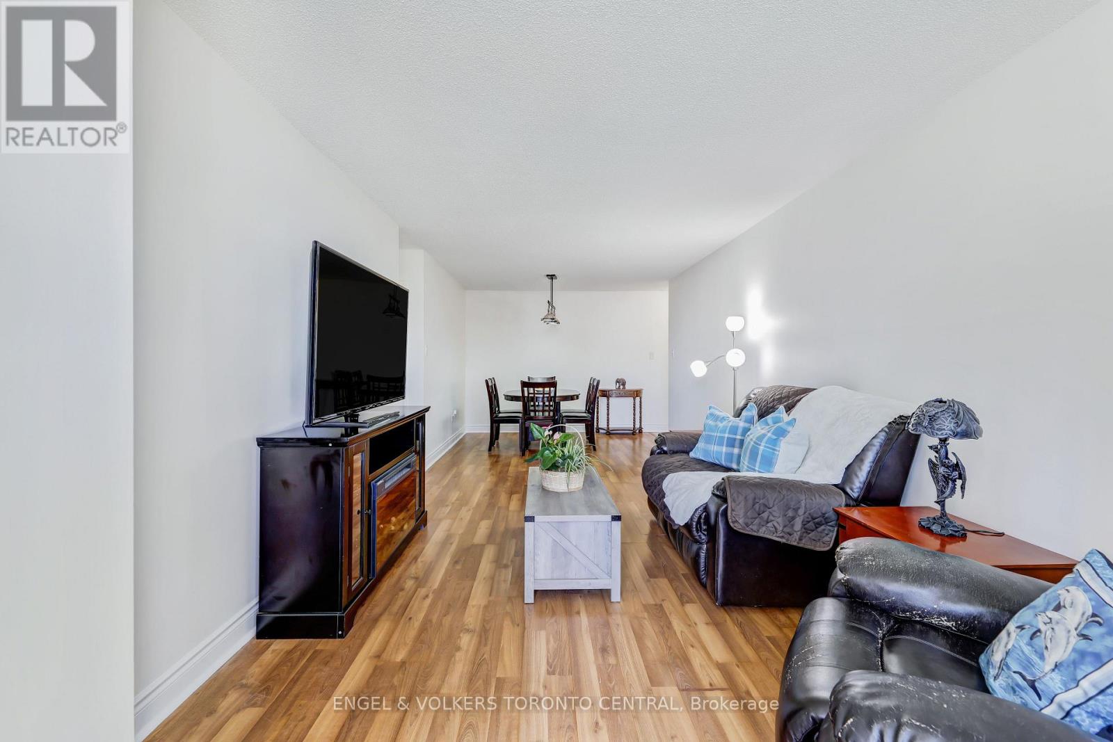 207 - 15 Sewells Road, Toronto, Ontario  M1B 3V7 - Photo 10 - E12383466