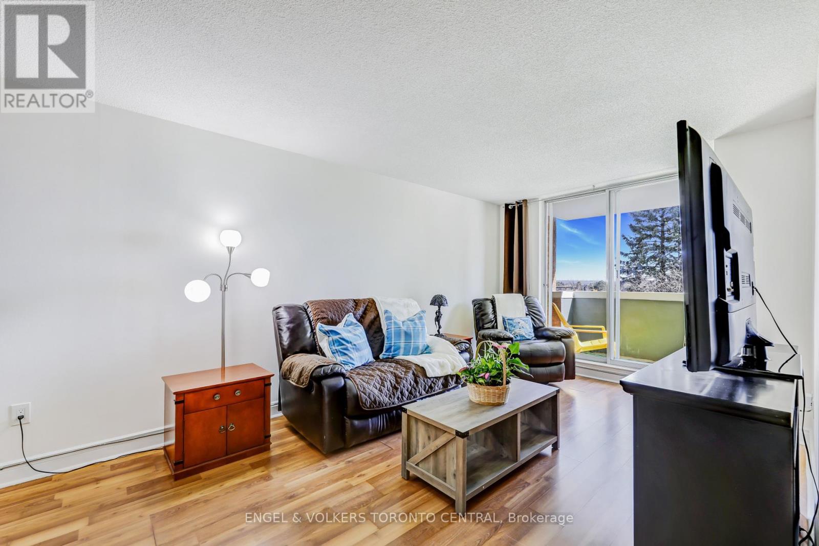 207 - 15 Sewells Road, Toronto, Ontario  M1B 3V7 - Photo 11 - E12383466