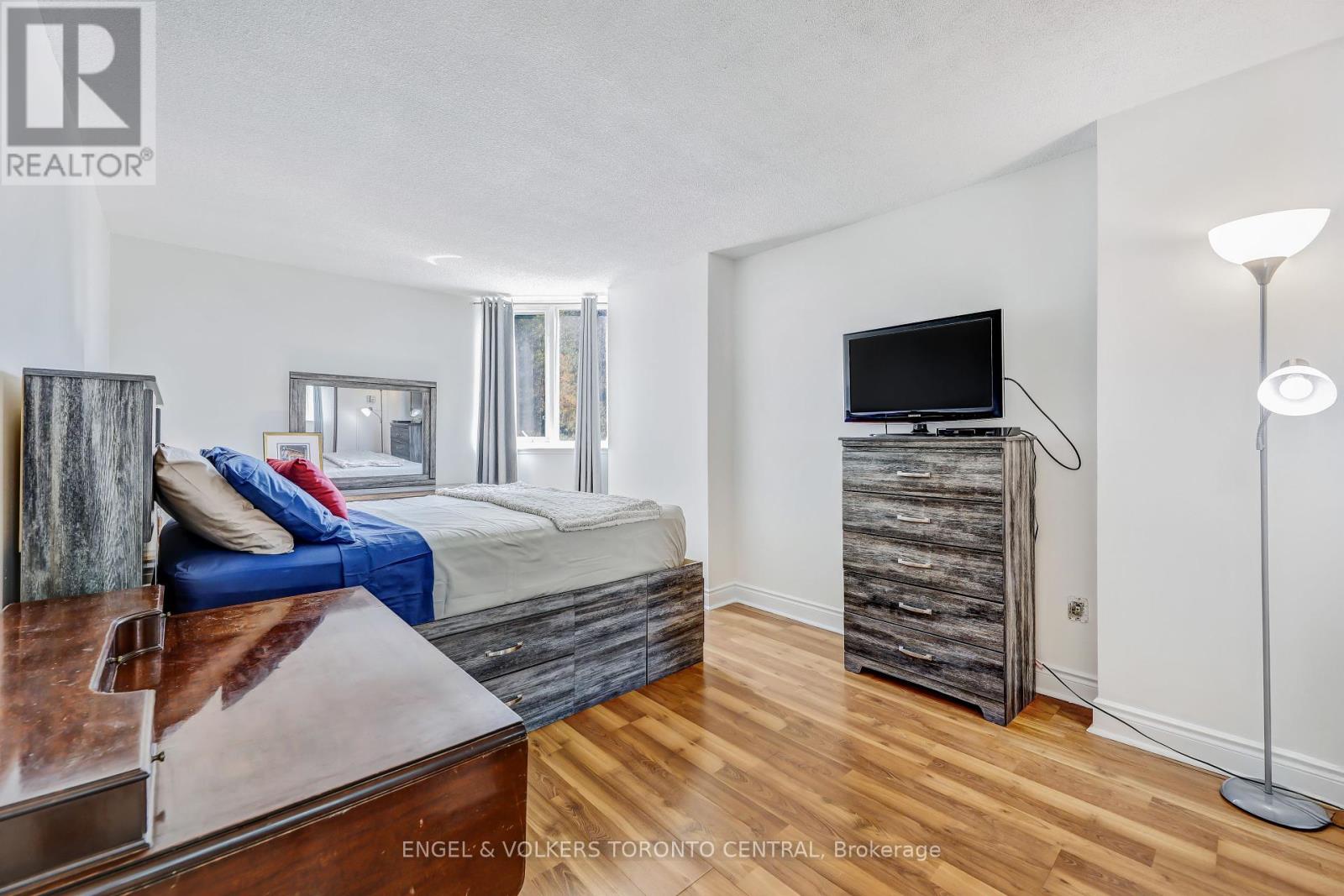 207 - 15 Sewells Road, Toronto, Ontario  M1B 3V7 - Photo 18 - E12383466