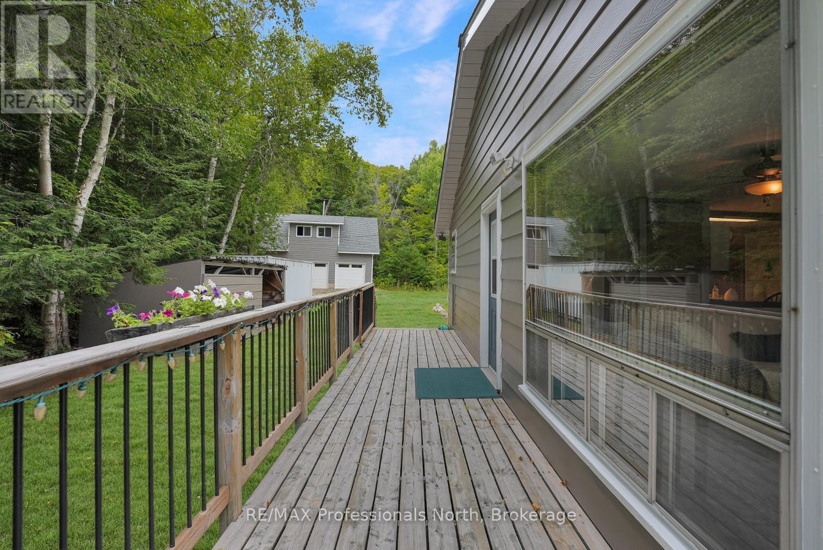 2375 Watts Road, Dysart Et Al, Ontario  K0M 1S0 - Photo 25 - X12383501
