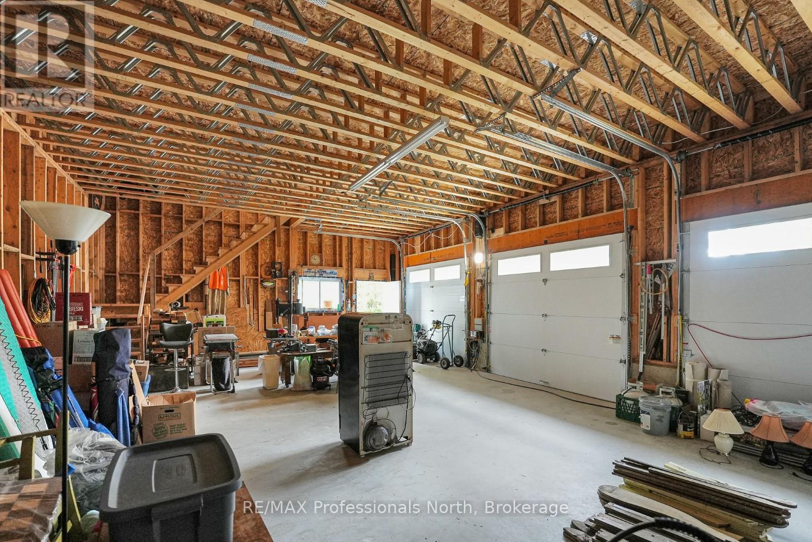 2375 Watts Road, Dysart Et Al, Ontario  K0M 1S0 - Photo 37 - X12383501