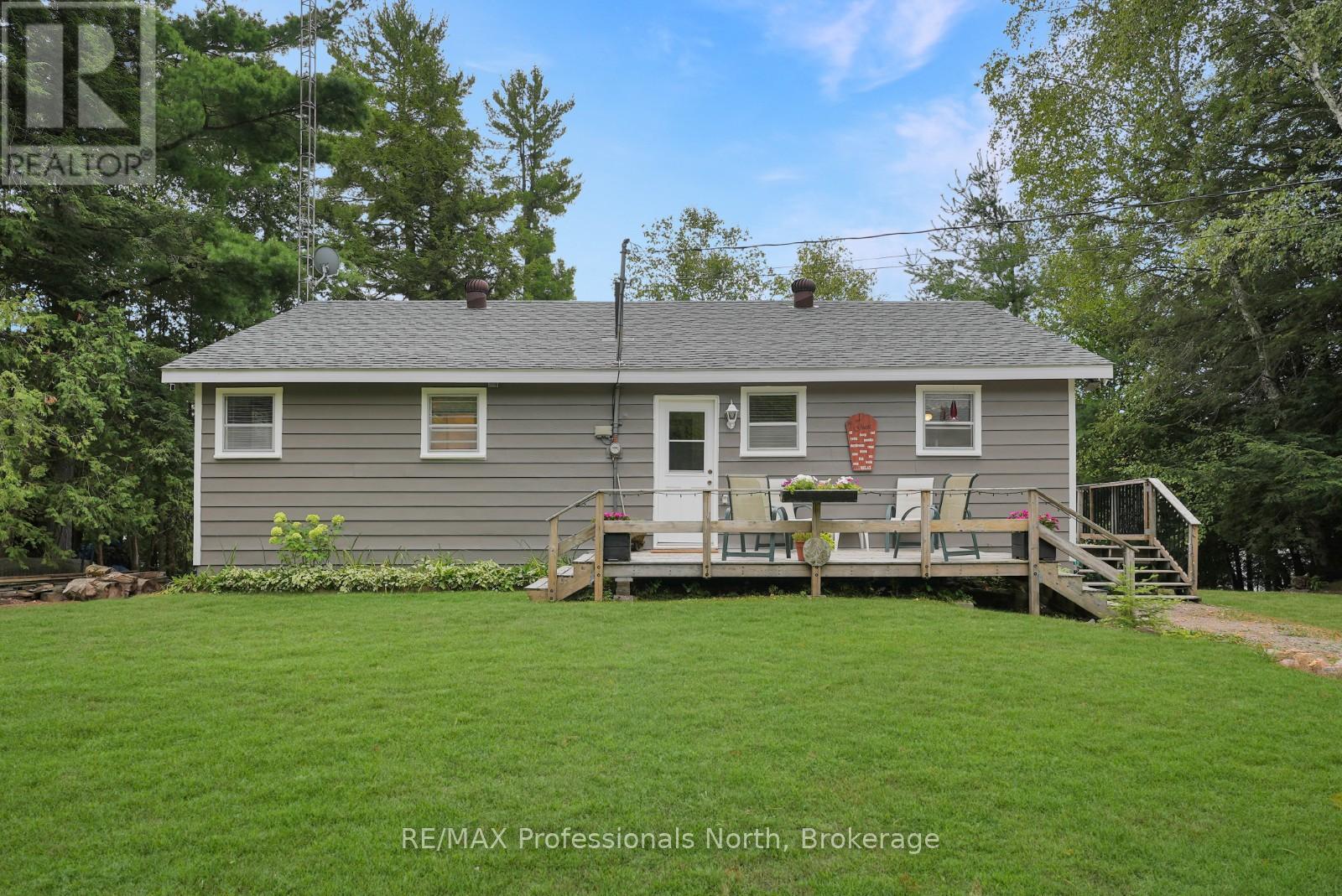 2375 Watts Road, Dysart Et Al, Ontario  K0M 1S0 - Photo 4 - X12383501