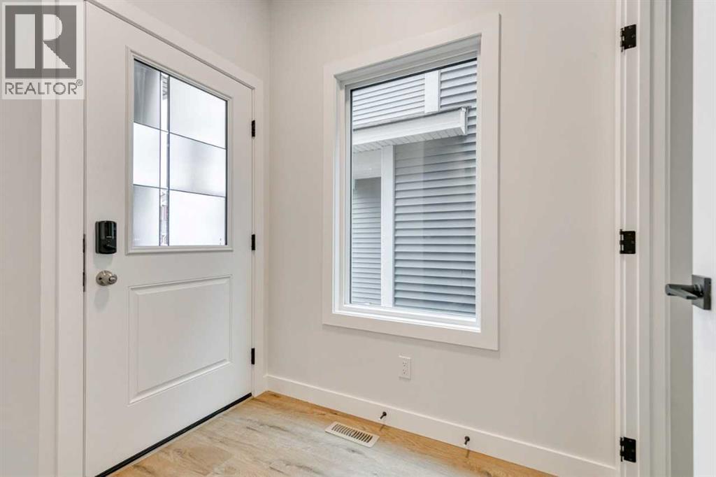 Property at 140 Creekstone Landing SW image 3
