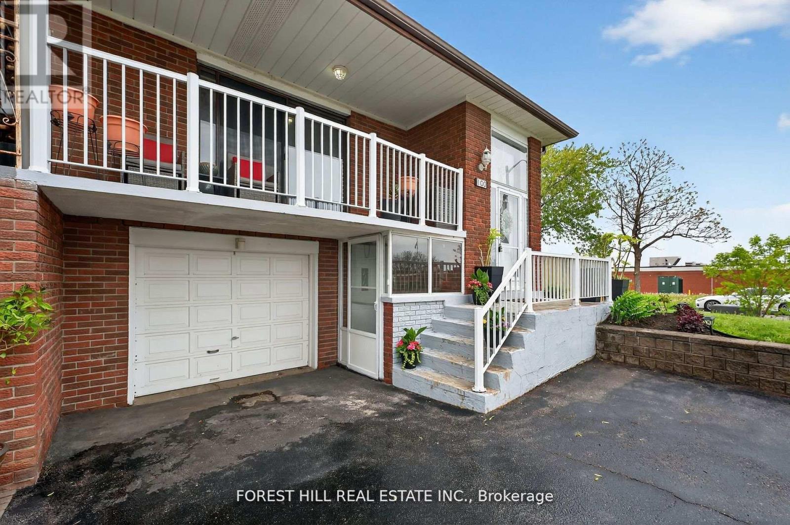 Property at 100 ANDREW PARK image 4