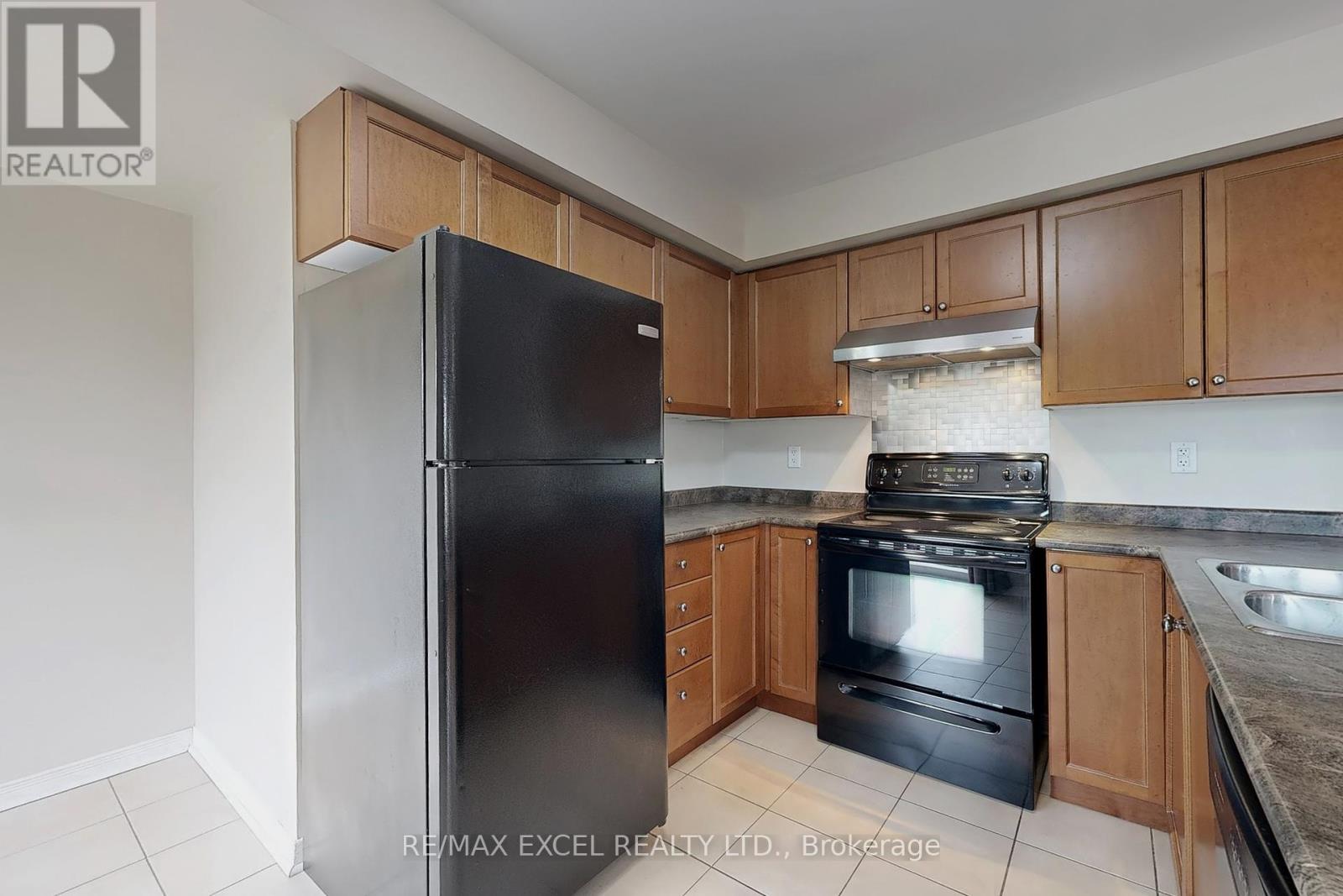 2173 Bur Oak Avenue, Markham, Ontario  L6E 0C4 - Photo 9 - N12383300