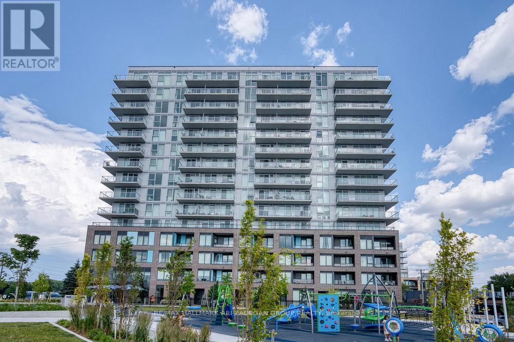 423 - 185 DEERFIELD ROAD, Newmarket, Ontario