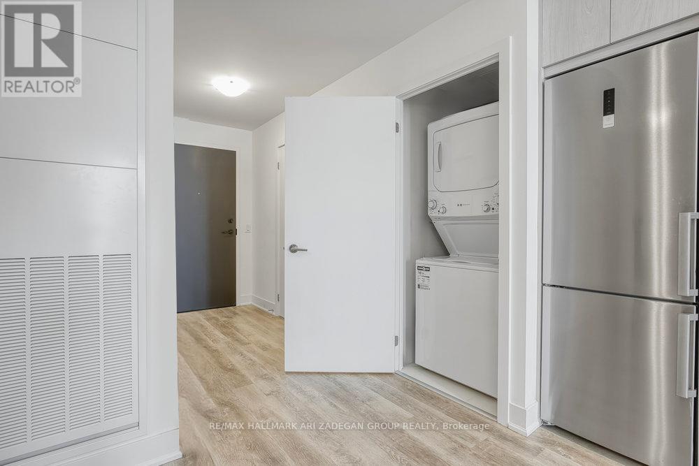423 - 185 Deerfield Road, Newmarket, Ontario  L3Y 0G7 - Photo 7 - N12383403
