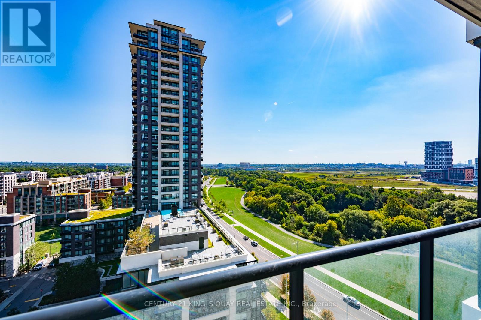 1702 - 18 Water Walk Drive, Markham, Ontario  L3R 6L5 - Photo 21 - N12383457