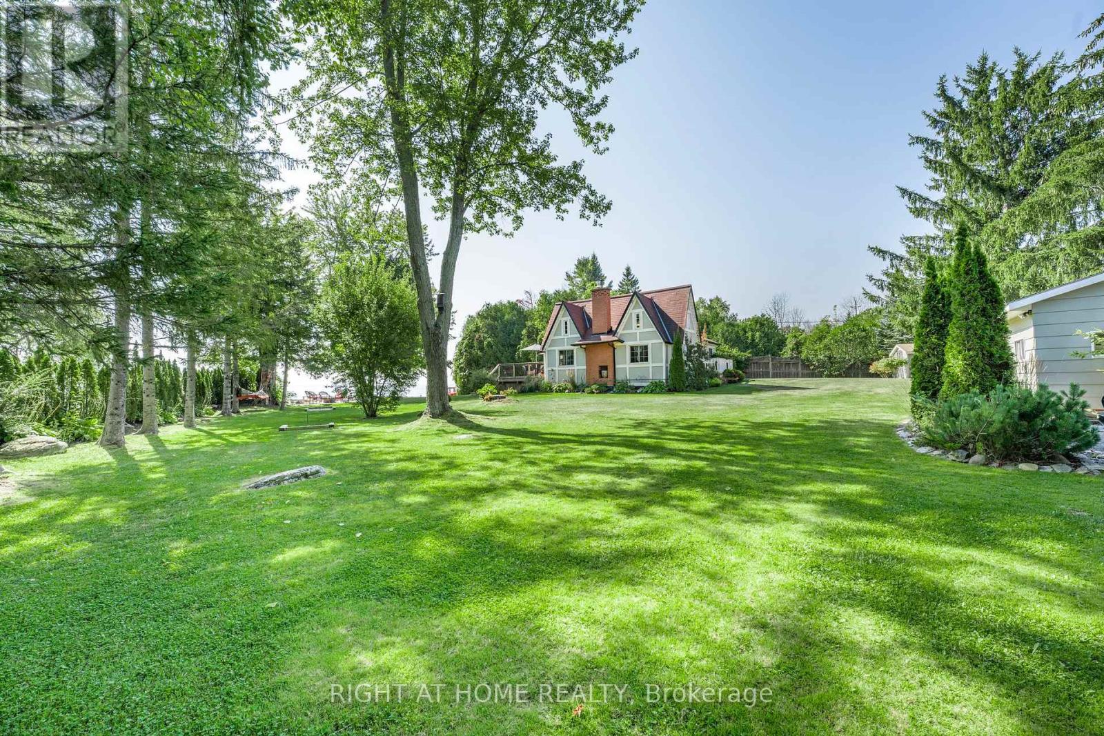 113 Minnetonka Road, Innisfil, Ontario  L9S 2V8 - Photo 5 - N12383459