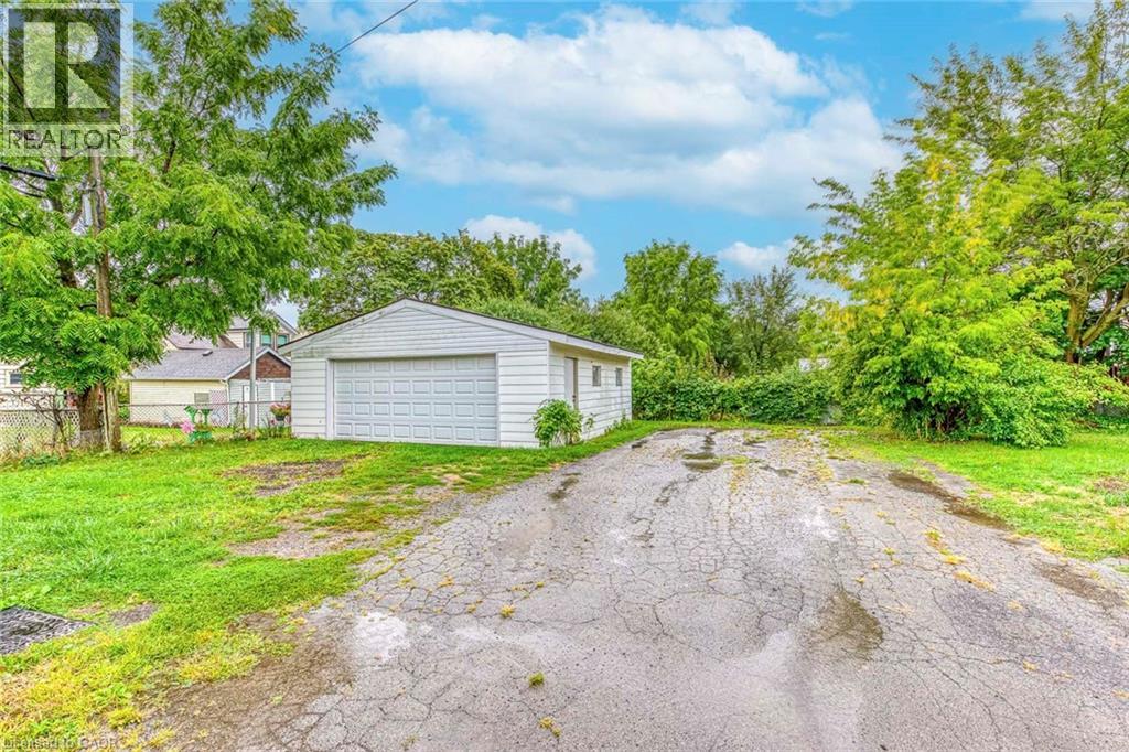 5188 Maple Street, Niagara Falls, Ontario  L2E 2N4 - Photo 31 - 40766543