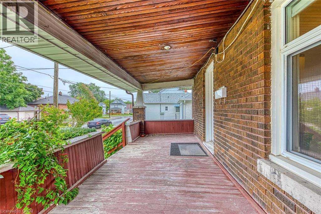 5188 Maple Street, Niagara Falls, Ontario  L2E 2N4 - Photo 4 - 40766543