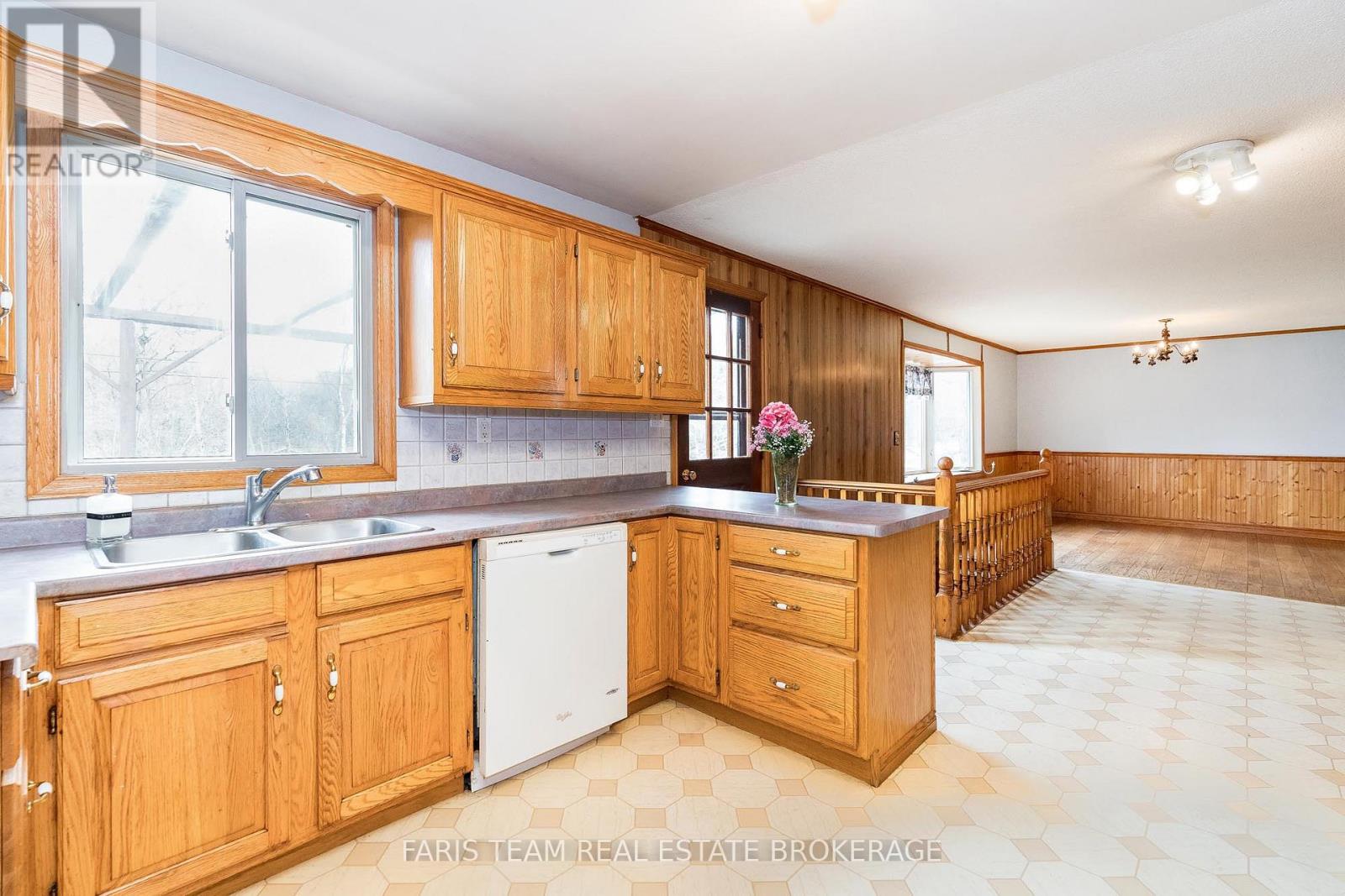3410 Reservoir Road, Severn, Ontario  L0K 1E0 - Photo 5 - S12383376