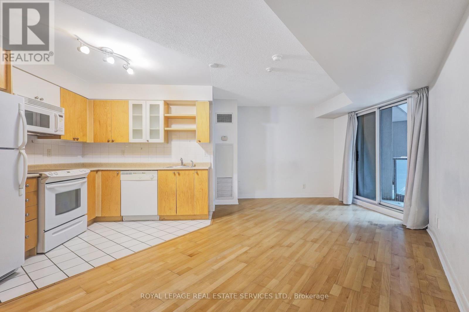 332 - 600 Fleet Street, Toronto, Ontario  M5V 1B7 - Photo 6 - C12371252