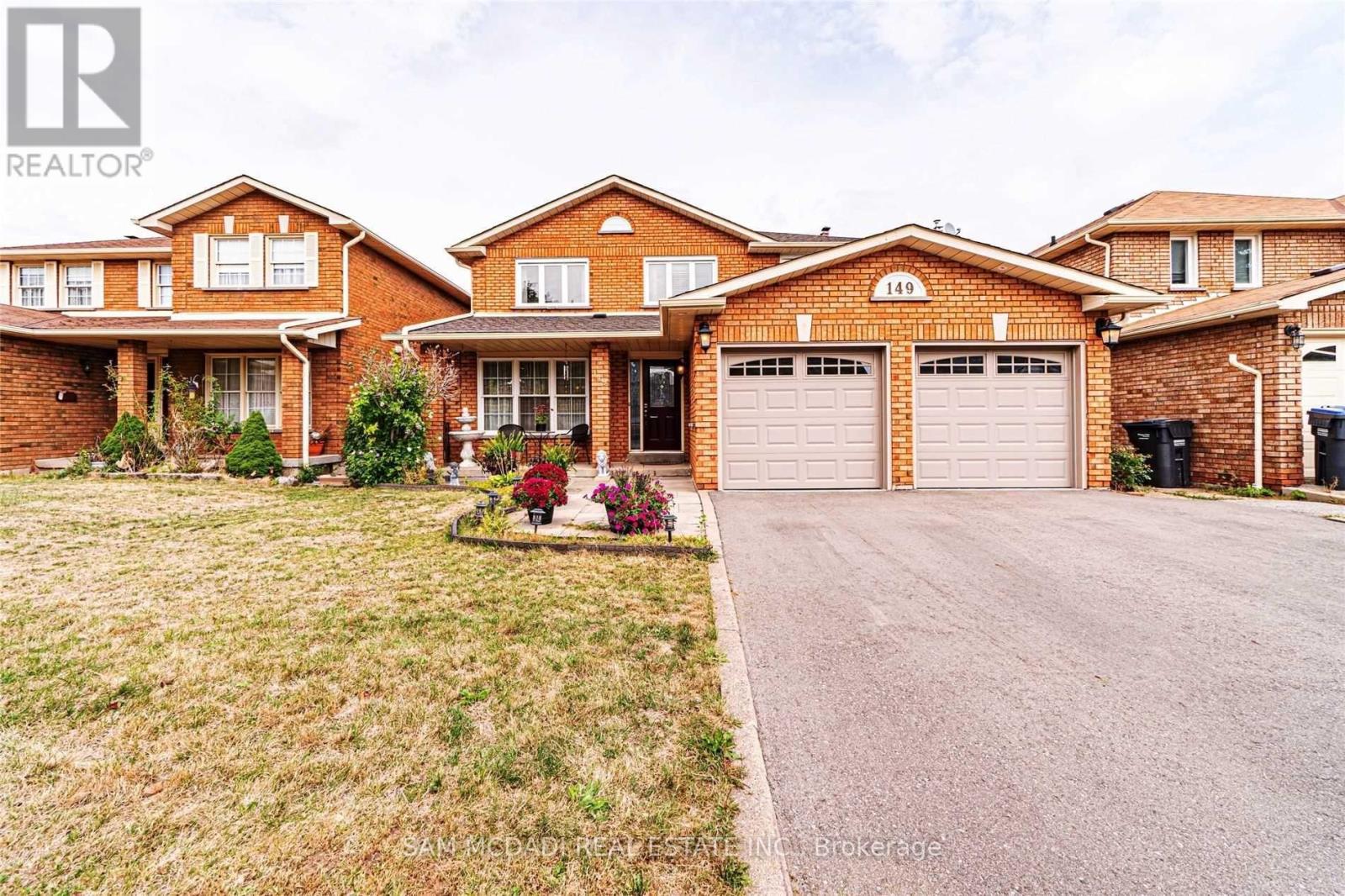149 SUNFOREST DRIVE, Brampton, Ontario