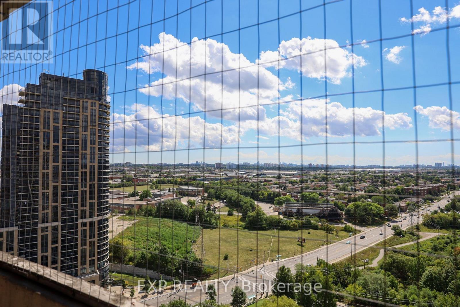 2006 - 3390 Weston Road, Toronto, Ontario  M9M 2X3 - Photo 21 - W12383293