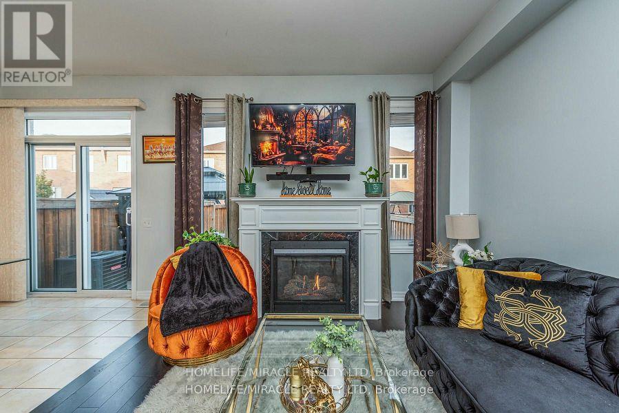 47 Maple Trail Road, Caledon, Ontario  L7C 3Z8 - Photo 8 - W12383334