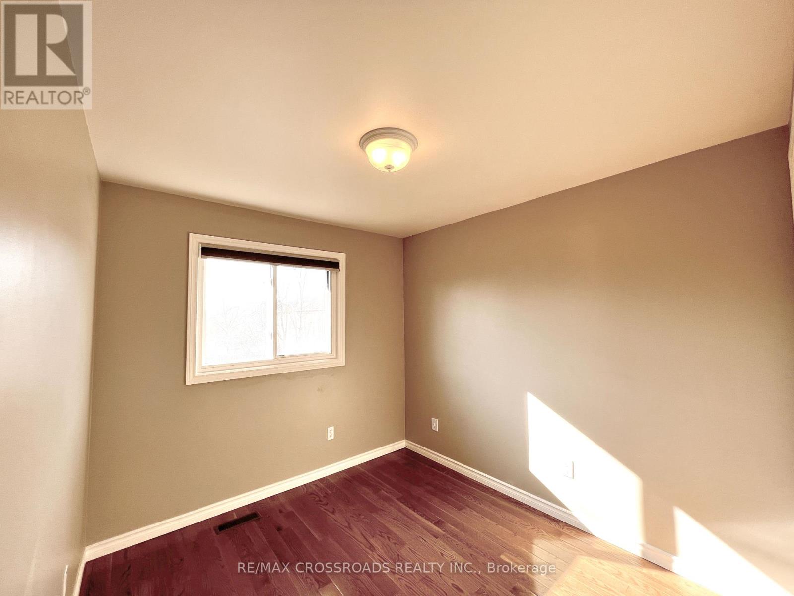 1559 Parish Lane, Oakville, Ontario  L6M 2Z6 - Photo 15 - W12383337