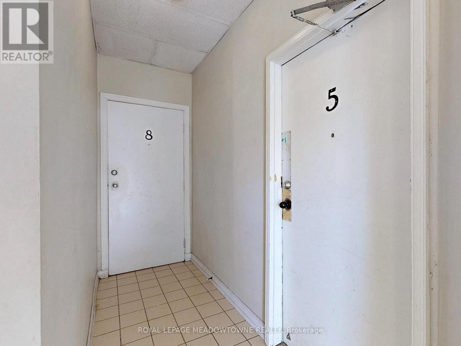 5 - 12 Wesleyan Street, Halton Hills, Ontario  L7G 2E1 - Photo 27 - W12383421