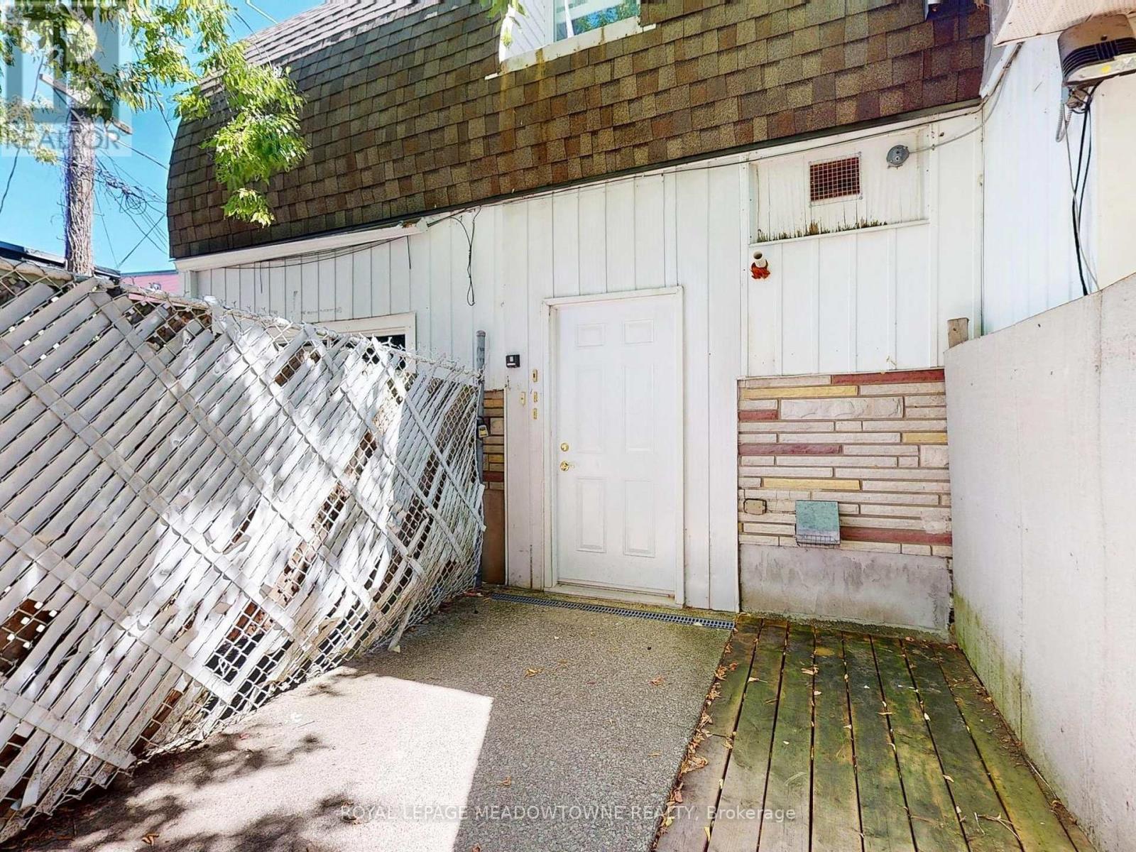 5 - 12 Wesleyan Street, Halton Hills, Ontario  L7G 2E1 - Photo 28 - W12383421