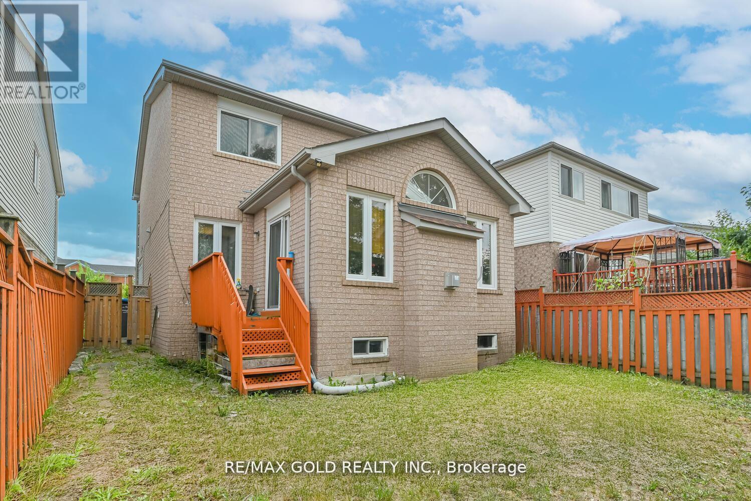 89 Black Forest Drive, Brampton, Ontario  L6R 2E6 - Photo 39 - W12383428