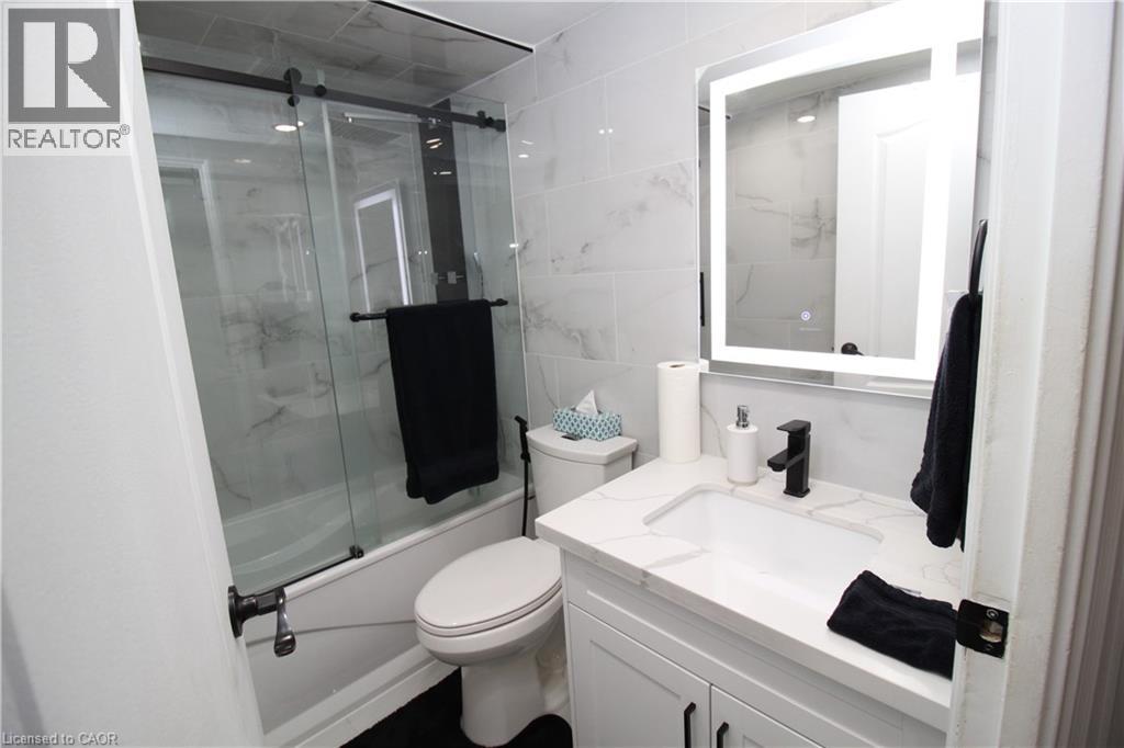90 Ling Road Unit# 904, Scarborough, Ontario  M1E 4Y3 - Photo 19 - 40750786