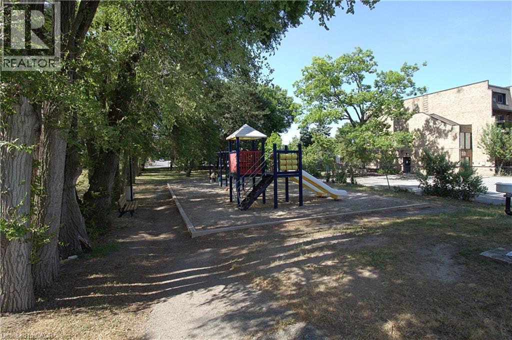 90 Ling Road Unit# 904, Scarborough, Ontario  M1E 4Y3 - Photo 32 - 40750786