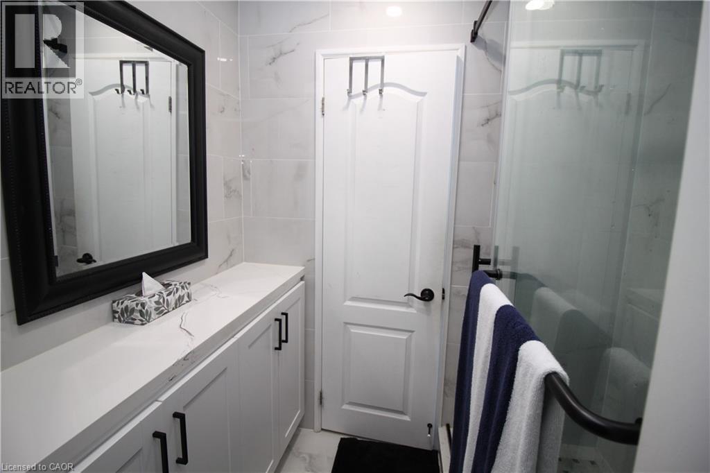 90 Ling Road Unit# 904, Scarborough, Ontario  M1E 4Y3 - Photo 29 - 40750786