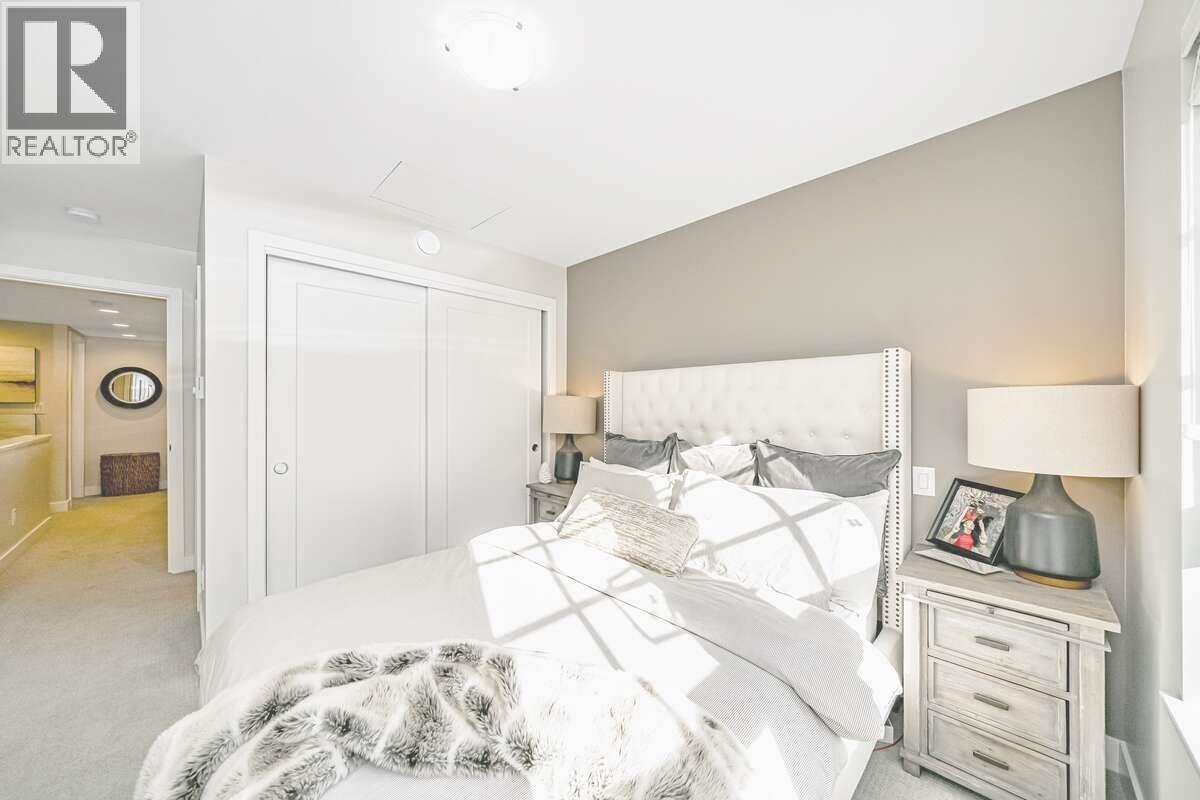2126 St Johns Street, Port Moody, British Columbia  V3H 0J5 - Photo 9 - R3033523